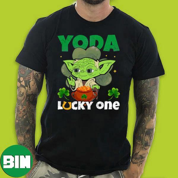 Baby Yoda Star Wars Lucky One Cute St Patrick's Day T-Shirt