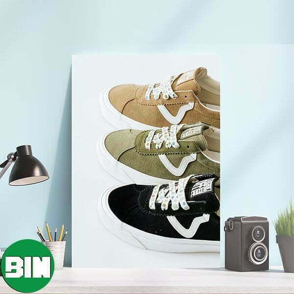 The Vans Style 73 DX Corduroy Pack Canvas-Poster