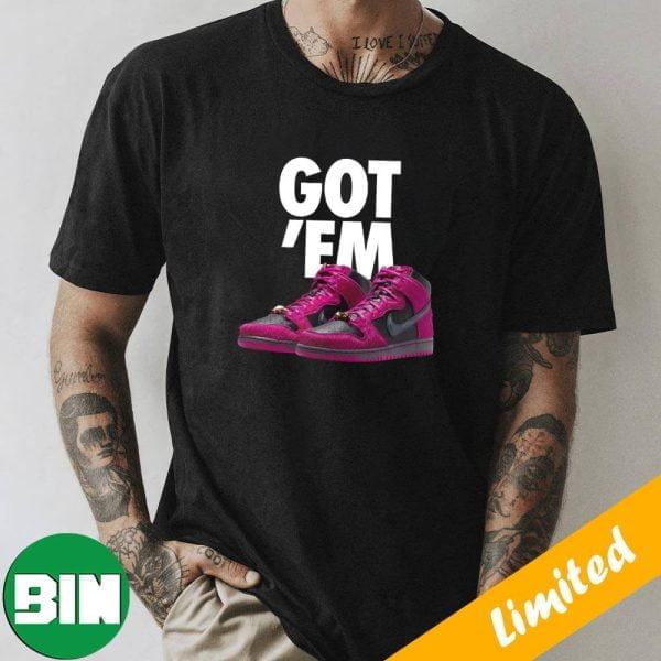Nike SB Dunk High x Run The Jewels Got ’em Sneaker T-Shirt