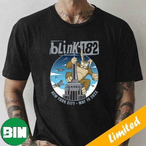 Blink-182 New York City May 19 2023 Fan Gifts T-Shirt