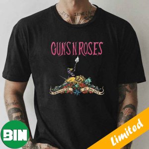 Guns N’ Roses June 17th 2023 Copenhagen Denmark Fan Gifts T-Shirt