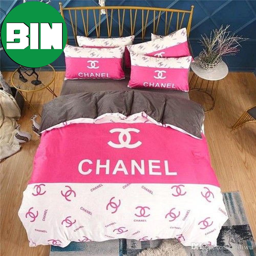 Chanel Pink And White Type 25 Duvet Cover Bedroom Luxury Brand Chanel  Bedding Set - Binteez