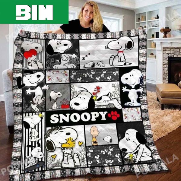 Snoopy Christmas Black And White Christmas 2023 Gift For Family Snoopy Blanket