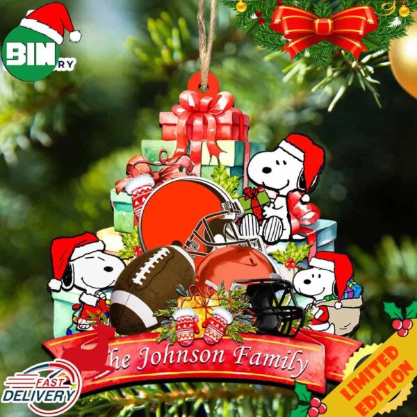 Cleveland Browns Snoopy And NFL Sport Ornament Personalized Your Family Name