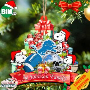 Detroit Lions Snoopy And NFL Sport Ornament Personalized Your Family Name