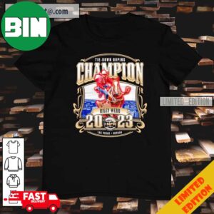 Tie-Down Roping Champion Riley Webb 2023 T-Shirt