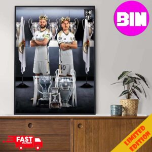 This Season Nacho And Luka Modric Reached 26 Trophies With Real Madrid Home Decor Poster Canvas