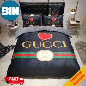 Gucci Luxury Heart Logo Bedding Set For Stylish Bedroom Decor