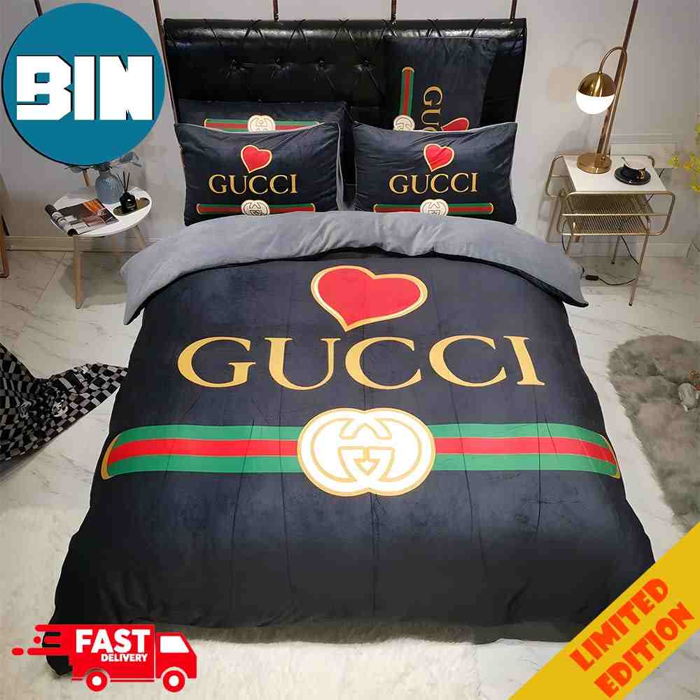Gucci Luxury Heart Logo Bedding Set For Stylish Bedroom Decor Gucci Luxury Heart Logo Bedding Set For Stylish Bedroom Decor