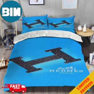 Hermes Big Letter H Blue Background Luxury Brand Special Bedding Set Home Decorations