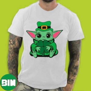 Irish Baby Yoda x Star Wars x Funny St Patrick’s Day T-Shirt
